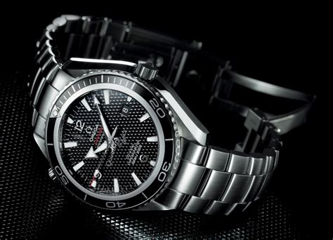 quantum of solace watch omega.